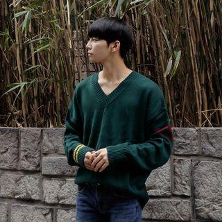 V-neck Colored-stripe Loose-fit Sweater