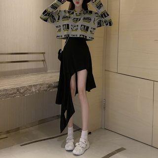 Set: Loose-fit Top + Asymmetric Skirt