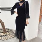 Glitter 3/4-sleeve Midi Dress