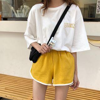 Lettering Elbow-sleeve T-shirt / Contrast Trim Sweat Shorts