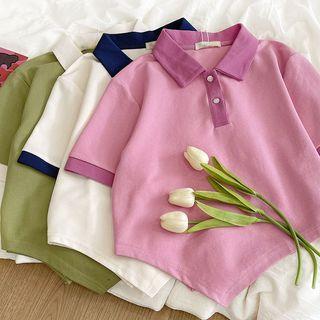 Short-sleeve Color-block Asymmetrical Hem Cropped Top