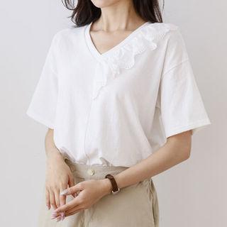 V-neck Crochet-trim T-shirt