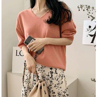 Relaxed-fit Colored Lightweight Knit Top