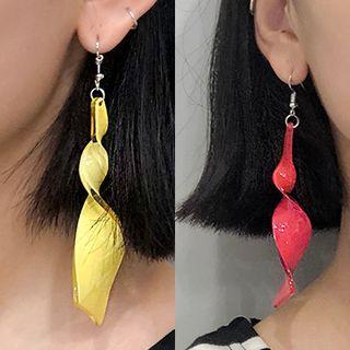 Twisted Acrylic Dangle Earring