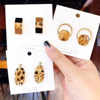 Leopard Print Acrylic Dangle Earring