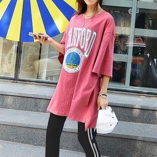 Set: Short Sleeve Letter Print Loose Sport T-shirt + Striped Leggings
