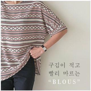 Drop-shoulder Pattern Top