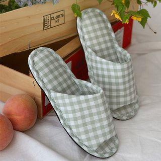 Checked Slippers Pink - One Size