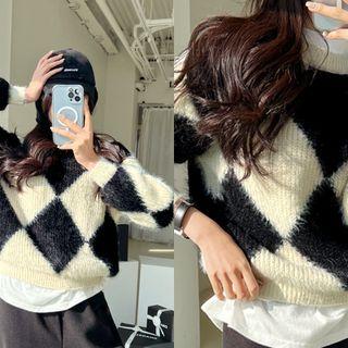 Drop-shoulder Fluffy Argyle Sweater Black - One Size
