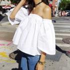 Off-shoulder Plain Cropped Top