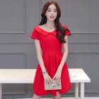 Short-sleeve V-neck Pleated A-line Dress
