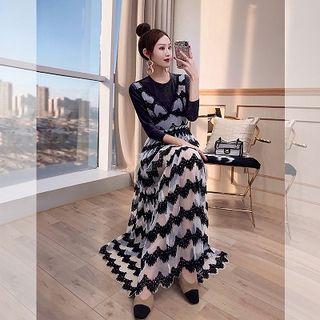 Set: 3/4-sleeve Glitter Top + Sleeveless Lace Trim Mesh A-line Maxi Dress