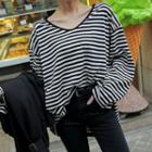 Slit-side Loose-fit Stripe T-shirt One Size