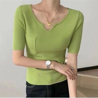 Short Sleeve V-neck Plain Knit T-shirt