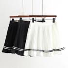 Contrast-stripe Pleated A-line Skirt