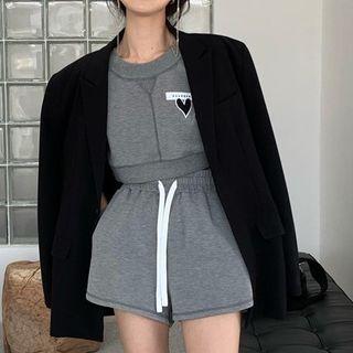 Short-sleeve Sweatshirt / Shorts