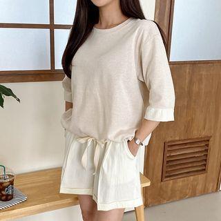 Drawstring-hem Contrast-trim T-shirt