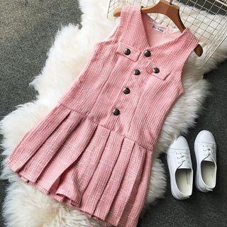 Buttoned Sleeveless Pleated Dress