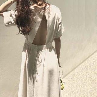 Short-sleeve Open-back Midi Dress