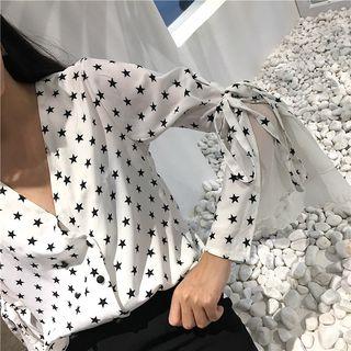 Star Patterned V-neck Bell-sleeve Blouse