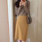 V-neck Sweater / Straight-fit Midi Skirt