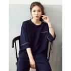 Contrast-trim 3/4-sleeve T-shirt