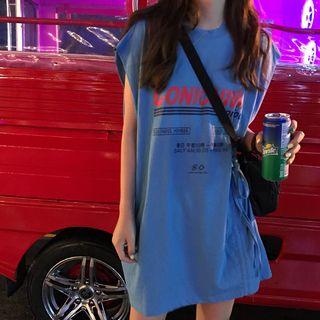 Lettering Sleeveless Loose-fit T-shirt