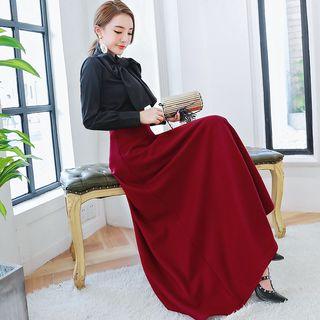 Set: Long-sleeve Bow-accent Blouse + Plain A-line Maxi Skirt