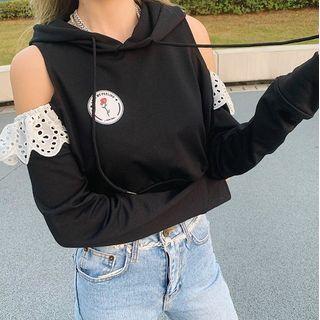 Lace Trim Cold-shoulder Cropped Hoodie