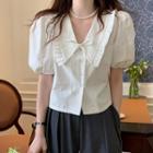 V-neck Pleated Crop Shirt Off-white - One Size