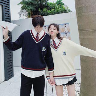 Couple Matching V-neck Contrast Trim Sweater