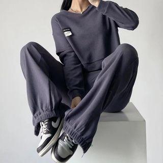 Lettering Patch Cropped Sweatshirt
