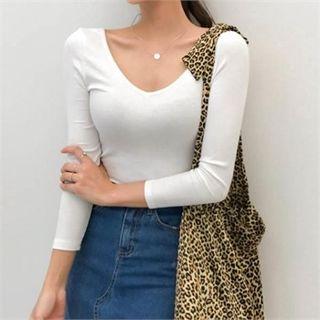 V-neck Slim-fit Rib Top