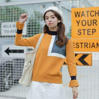 Contrast-trim Panel Sweater