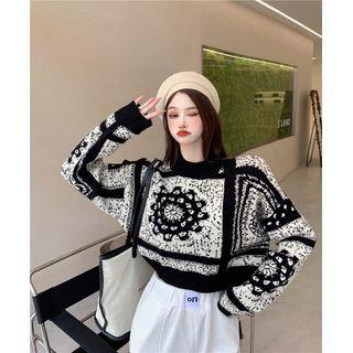 Two-tone Patterned Cropped Sweater