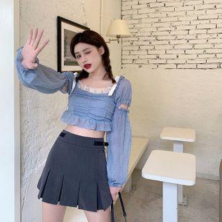 Pleated Mini A-line Skirt / Ruffle Trim Puff-sleeve Cropped Blouse