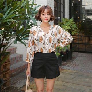 V-neck Dip-back Floral Blouse