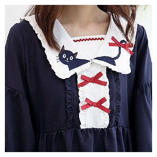 Cat-embroidered Contrast-collar Dress