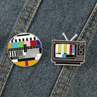 Vintage Tv / Monster Brooch Pin