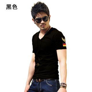 Short-sleeve Patched T-shirt