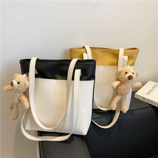 Plain Shoulder Bag ( With Bear Charm )