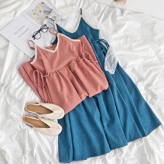 Long-sleeve Lace Top / V-neck Velvet Spaghetti-strap Dress