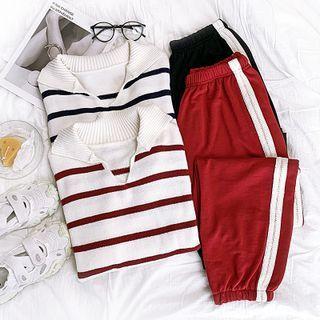 Long-sleeve V-neck Striped Knit Top / Contrast Trim Jogger Sweatpants