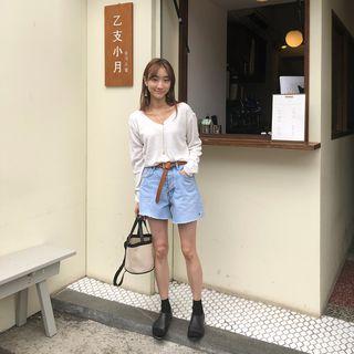 Cutout-hem Loose-fit Denim Shorts