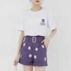 Short-sleeve Embroidered T-shirt / Wide-leg Shorts
