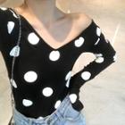 V-neck Dotted Long-sleeve T-shirt