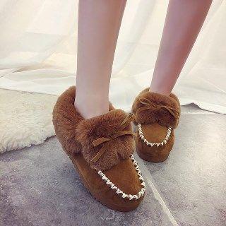 Fleece-lined Stitched Moccasins