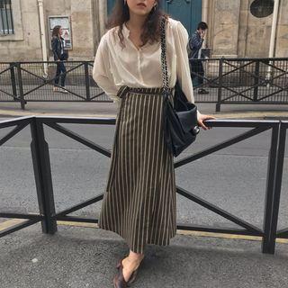Plain Shirt / Striped Maxi Skirt