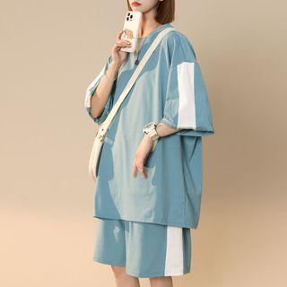 Set : Elbow-sleeve Color Panel T-shirt + Wide-leg Shorts