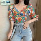 Floral Twist Elbow-sleeve Cropped Blouse